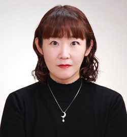 直井　純子